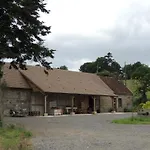 Ferme Cidricole Hugues Desfrieches B&B