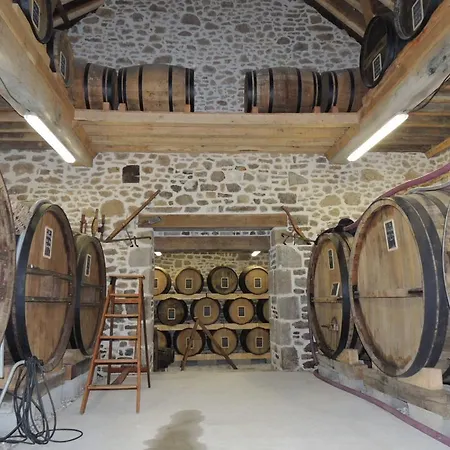 Ferme Cidricole Hugues Desfrieches 3* Sainte-Marguerite-de-Carrouges